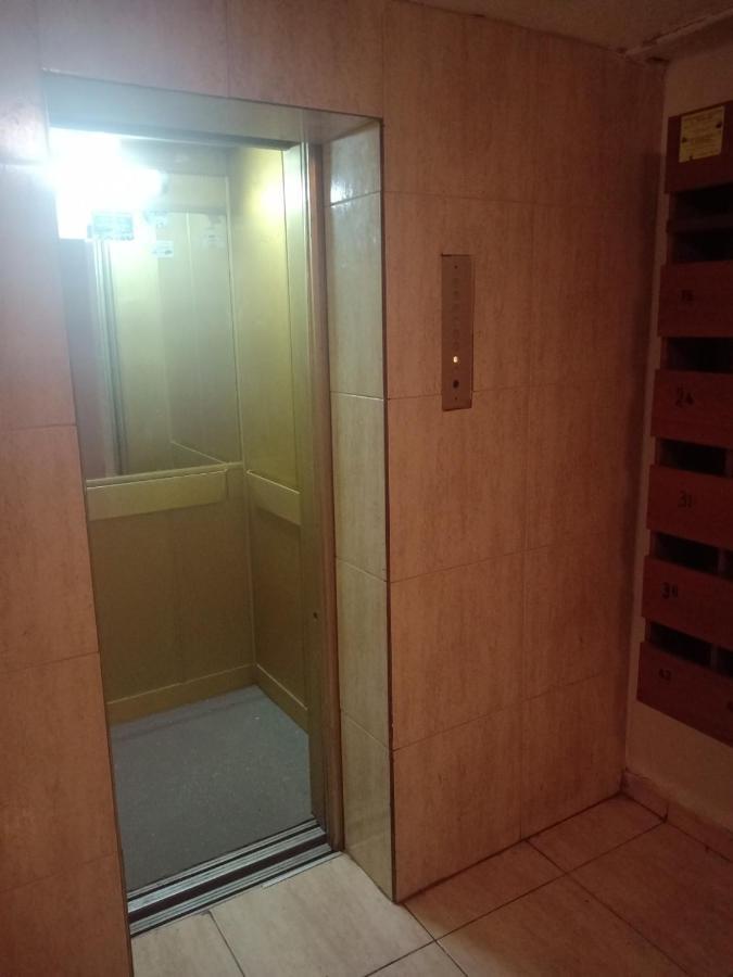 1 Bedroom Apartment Larnaca Bagian luar foto
